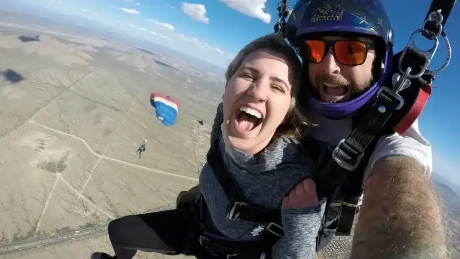 Skydiving in Phoenix